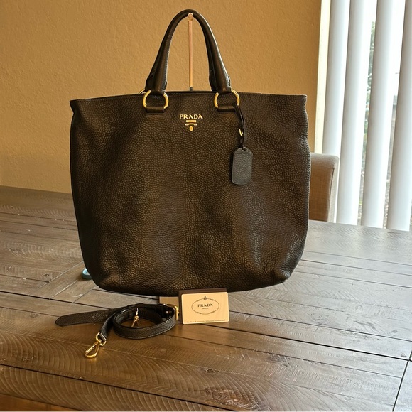🔥SALE 🔥💎GUARANTEED AUTHENTIC PRADA Vitello Phenix Shopping Tote/MINT CONDITION 💎 - Picture 1 of 16